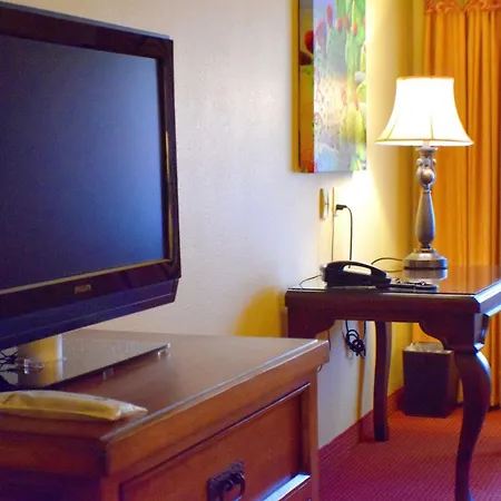 Best Western San Isidro Inn Laredo Esterno foto