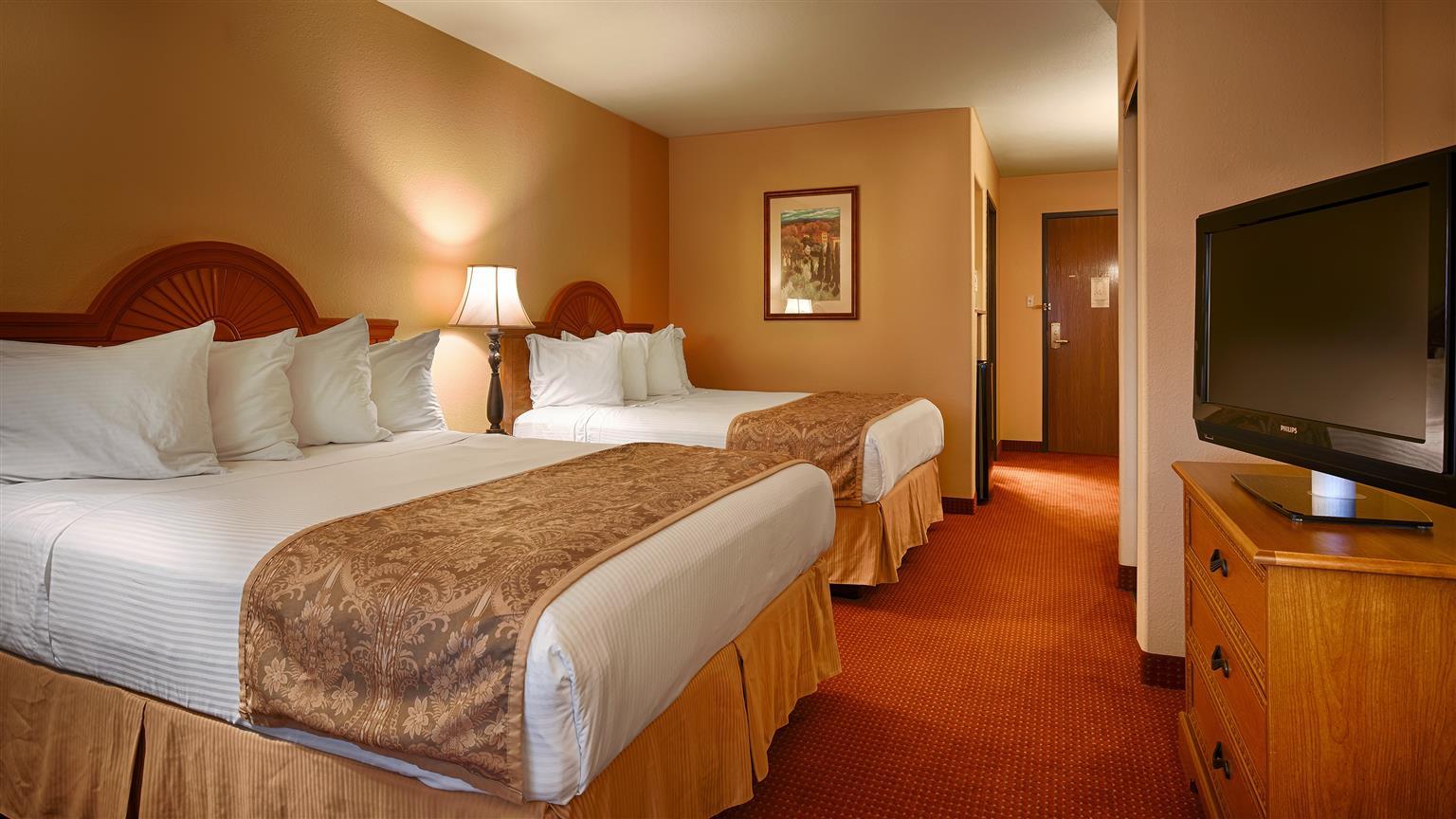 Western San Isidro 3*