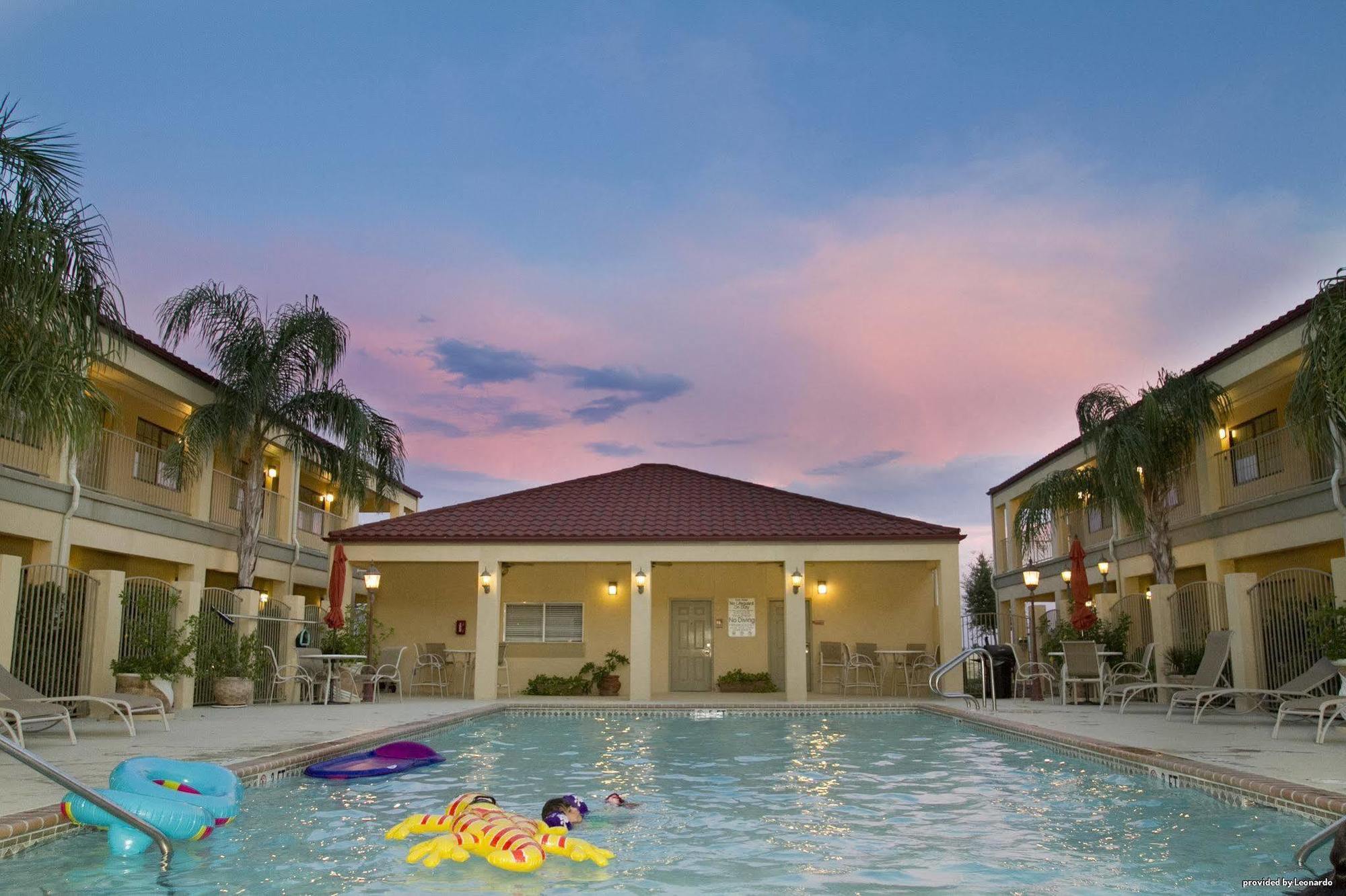Western San Isidro Hotel Laredo