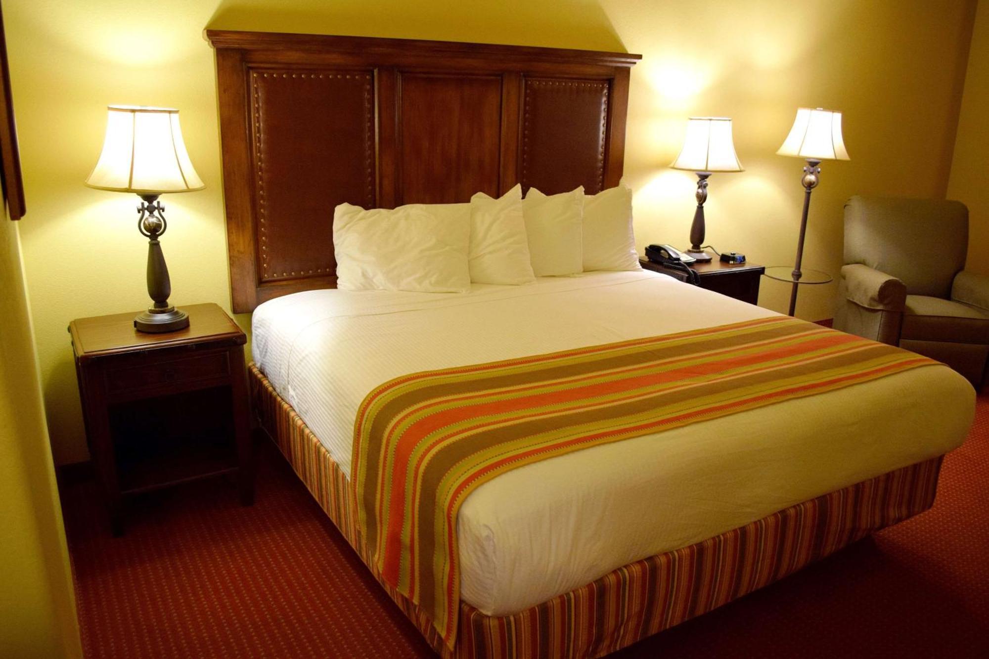 Hotel Best Western San Isidro Laredo
